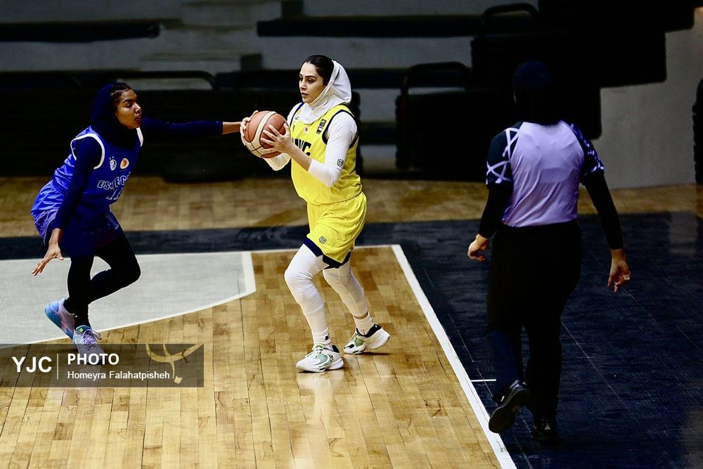  عکسهای لیگ برتر بسکتبال بانوان ستاد ملی گاز استقلال